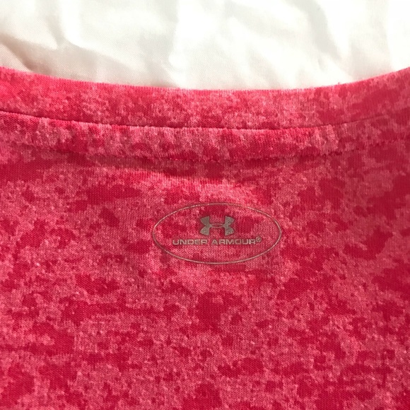 Under Armour Heat Gear V Neck Fitted tee - Picture 6 of 6